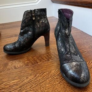 SPRING STEP L’Artiste Eleni‎ Metallic Boot Ankle Booties Leather Western 37